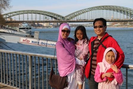 Family portrait, tetep dong dinda mah digendong